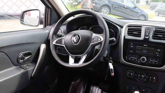 Renault Logan смотреть онлайн