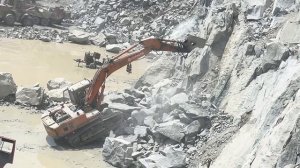 Massive Excavator Breaking Giant Rocks ｜ Ultimate Quarry Mining Action 🚜⛏️🔥