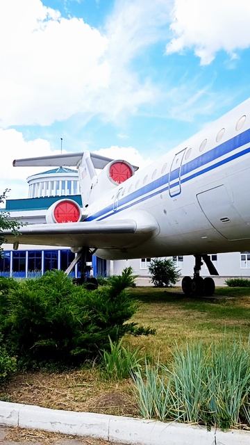Як- 42 смотреть онлайн