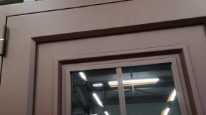 Уличная входная дверь в частный дом с инновационным дизайном купить в Москве