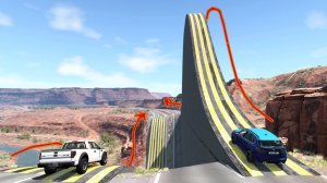Автомобили vs гигантского пандуса и горки
