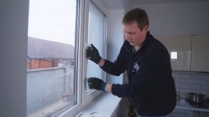 Регулировка окна в частном доме после герметизации