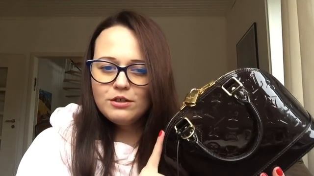 LV Alma BB полный обзор сумки! смотреть онлайн