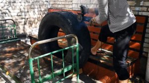 Чем разрезать покрышку? Как разрезать толстую резину в домашних условиях? Режу колесо, шину!
