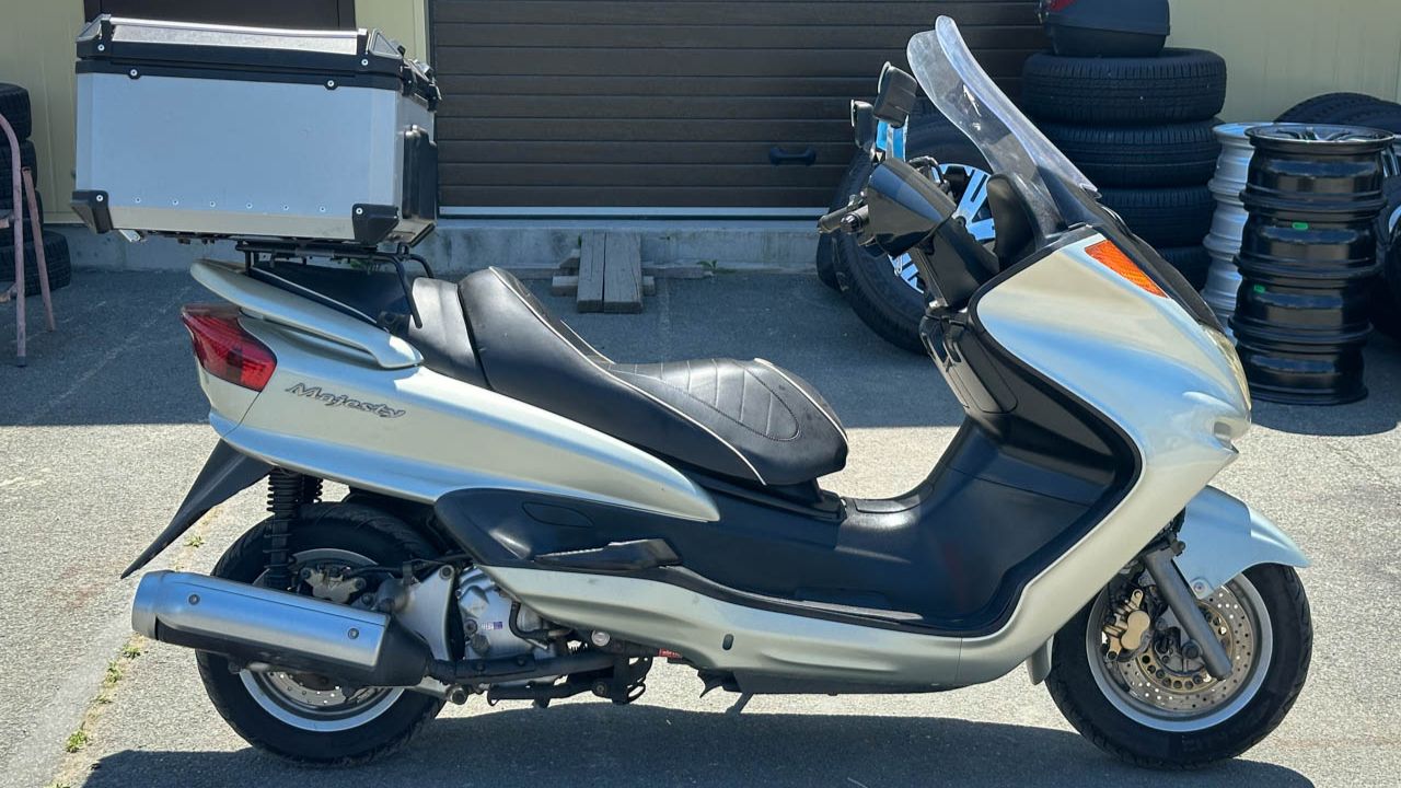 Yamaha MAJESTY 250 - SG03J-011606 смотреть онлайн