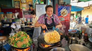 Потрясающе! 75-летняя бабушка без перерыва готовит тайские блюда — уличная еда Таиланда