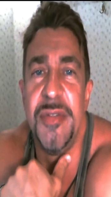 Прыщ и отвертка