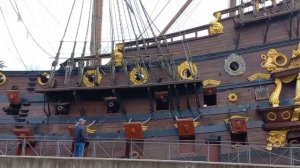 Галеон «Нептун» из фильма «Пираты» Полански. Порт города Генуя