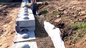 Строим сами! РУКОВОДСТВО ПО СТРОИТЕЛЬСТВУ ПОДПОРНЫХ СТЕН. БЕТОННЫЙ ЗАБОР за ТРИ ДНЯ!. Поэтапно.