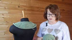 Два кардигана в процессе 🧶