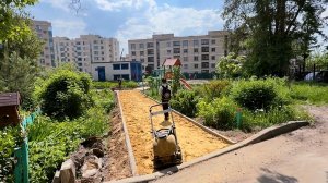 «Народные тропы» благоустраивают в Дзержинском