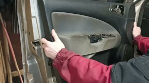 Снятие обшивки двери Skoda Octavia A4