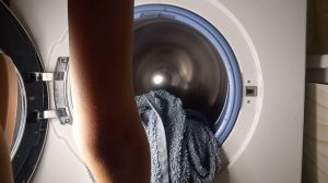 Эксперимент над стиралкой:стирка полотенца с открытой дверью