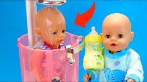 Помыл Сестричку Молоком или Ох уж эти Двойняшки! Куклы Пупсики #Бебибон Моются