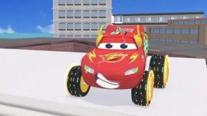 Мультики про машинки. МакКвин ловит большого паука. Детский мультик про машинки.Яркий мультик