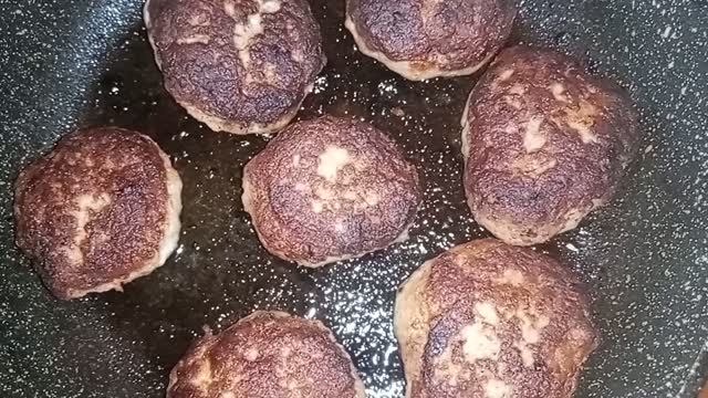 Котлетки сочные,вкусные!