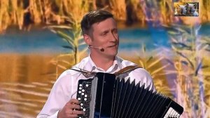 Александр Бажанов - А река течёт