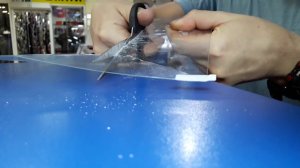 Как обрезать защитное стекло для телефона. Glass protector cutting.