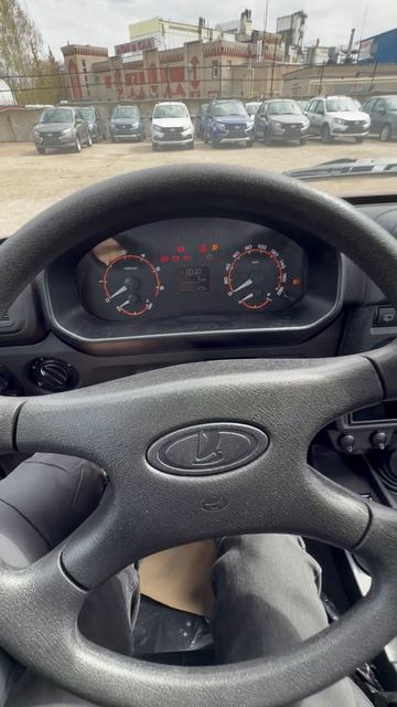 2026 LADA NIVA LEGEND запуск двигателя