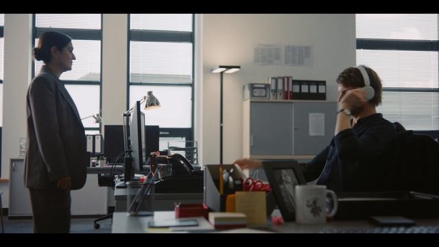 Мегрэ 5 серия «Мегрэ возвращается домой. Часть 1» (сериал, 2025)