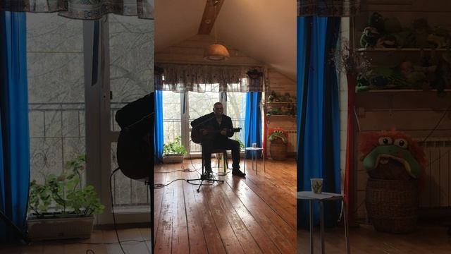 Скрипучая табуретка. смотреть онлайн