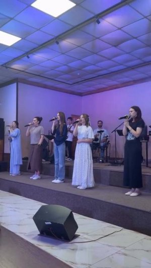 Верим мы, что Бог – Отец наш, церковь Эммануил Алматы #worship #shorts
