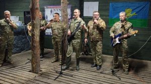 «Любо мне когда Дон разливается». Автор сл. и муз. Л. Мозговая и В.Севастьянов.| «Рубиновая звезда».