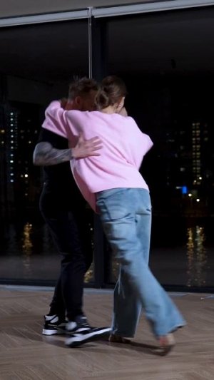 Street Tango. Павел Собирай и Ксения Путько.