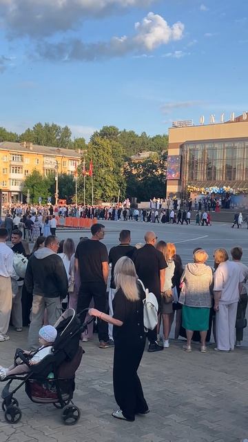 Всех Выпускников поздравляю 🥳