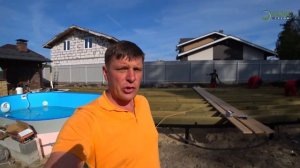 Приступили к строительству дорожек, браширование доски будущего настила.