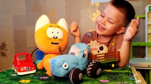 СИНИЙ ТРАКТОР помогает котёнку КОТЭ ✨🚜