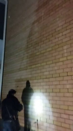 Зимой тепло, а летом прохладно.  Это всё утеплитель Пеноизол в стены дома. Закачка пустот.