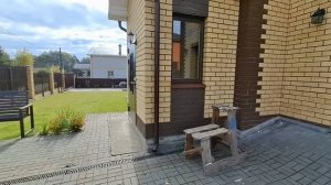 Обшил потолок панелями - имитации бруса. Отделка крыльца частного дома.