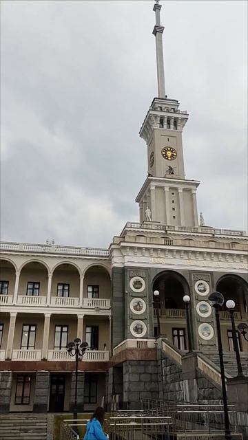 СЕВЕРНЫЙ РЕЧНОЙ ВОКЗАЛ. Москва... смотреть онлайн