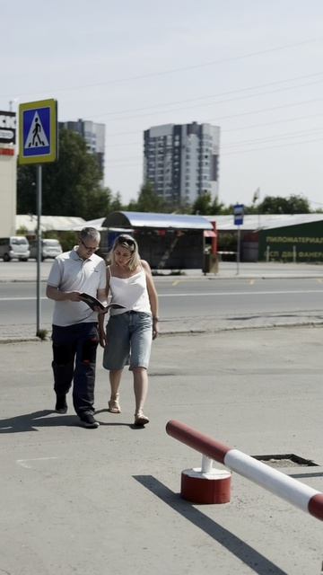 Распродажа входных дверей продолжается