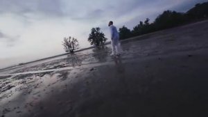 LYRIQ – Обними _ Mood Video