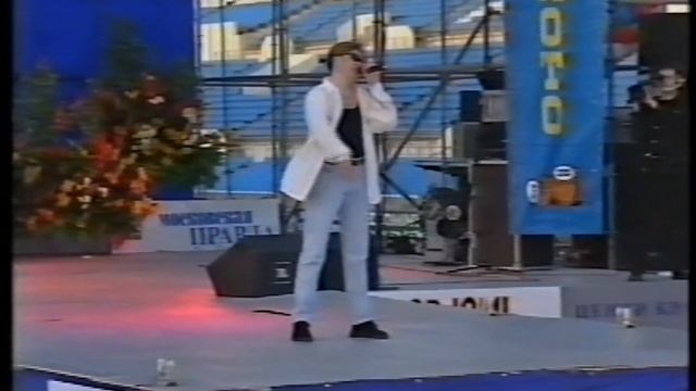 Александр Добронравов