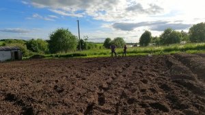 Мы ее закопали, ей так будет лучше  #ЖИЗНЬ В ДЕРЕВНЕ