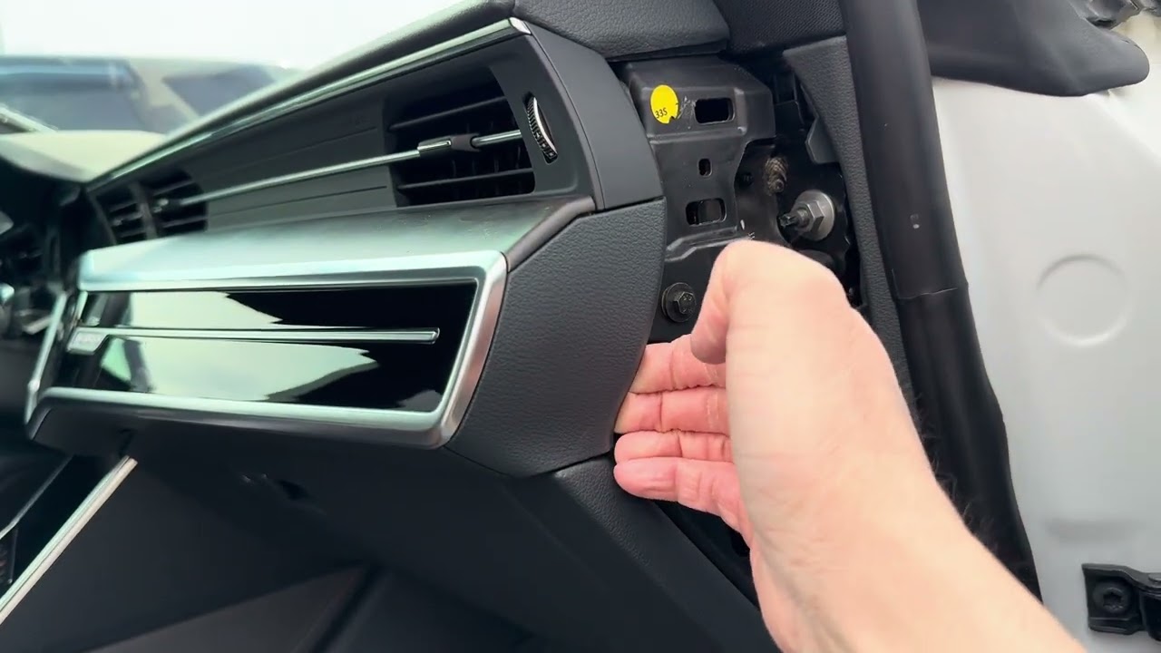 Разборка панели / торпеды AUDI A7 C8 /AUDI A6 C8