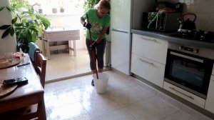 ПОЛ мигом ОТМЫВАЮ, уксус в воду добавляю #совет