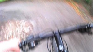 Катаю соло на велике по городу