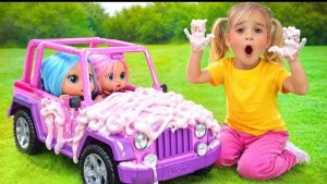 Алиса открывает автомойку, чтобы купить себе новую игрушечную машинку!