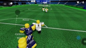 играю в игры про футбол в честь чемпионата мира.