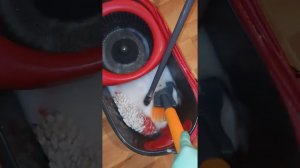генеральная asrm  уборка туалета /отмываю пластиковые панели  от никотина