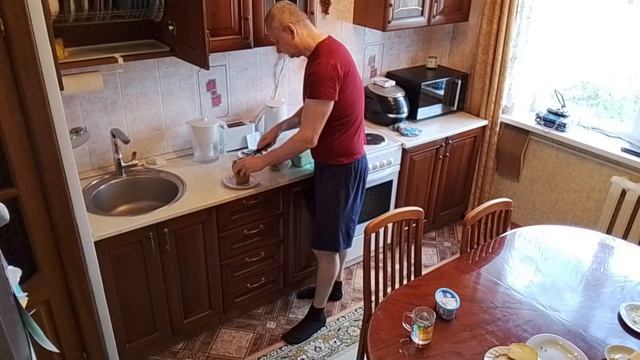 Суета на кухне. смотреть онлайн