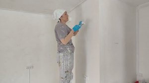 Продолжаю шпаклевать стены на второй слой. Дневник за 27 марта