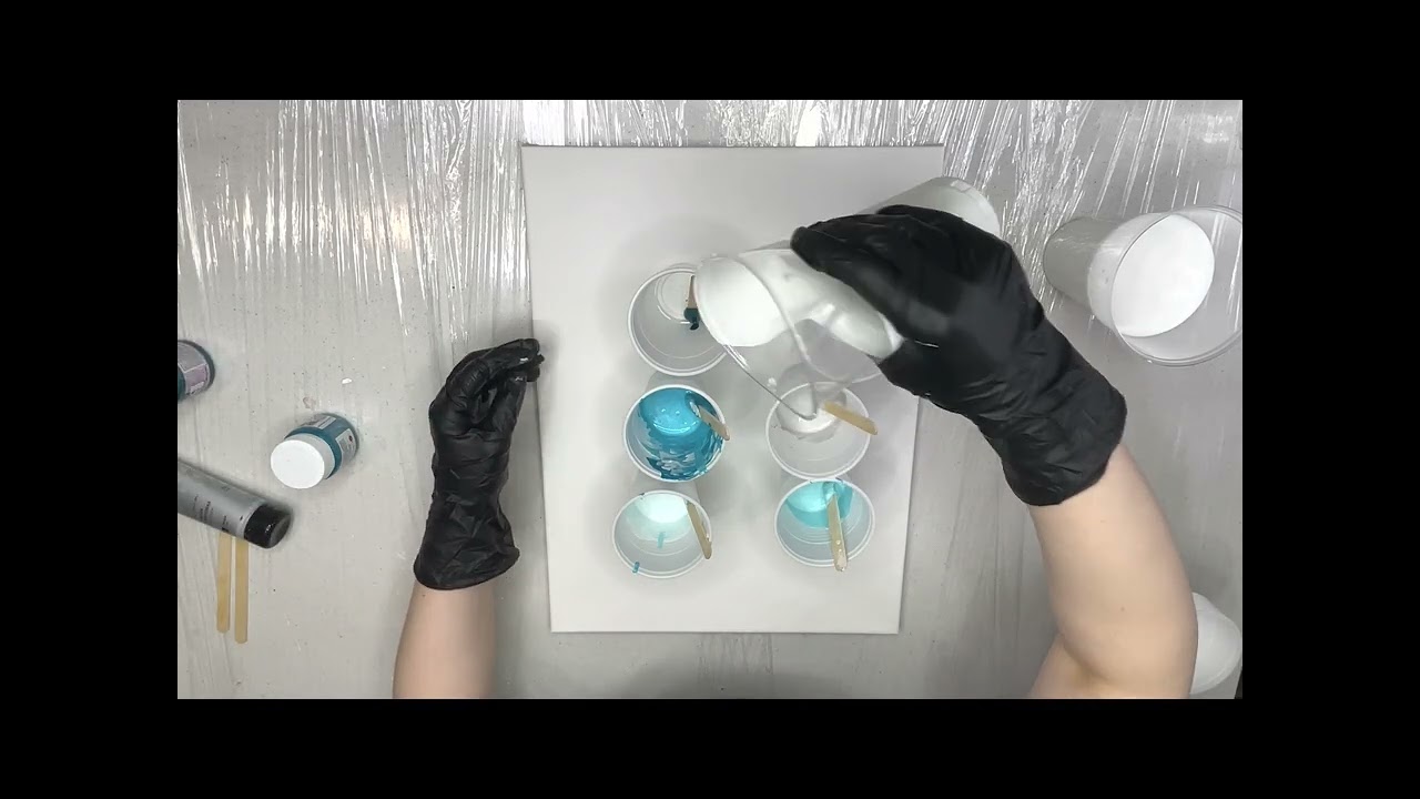 Урок по созданию картины в технике Fluid art смотреть онлайн