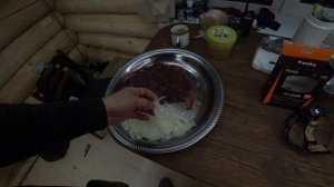 Выходные в избе | Неожиданная встреча в тайге | Печень с дымком