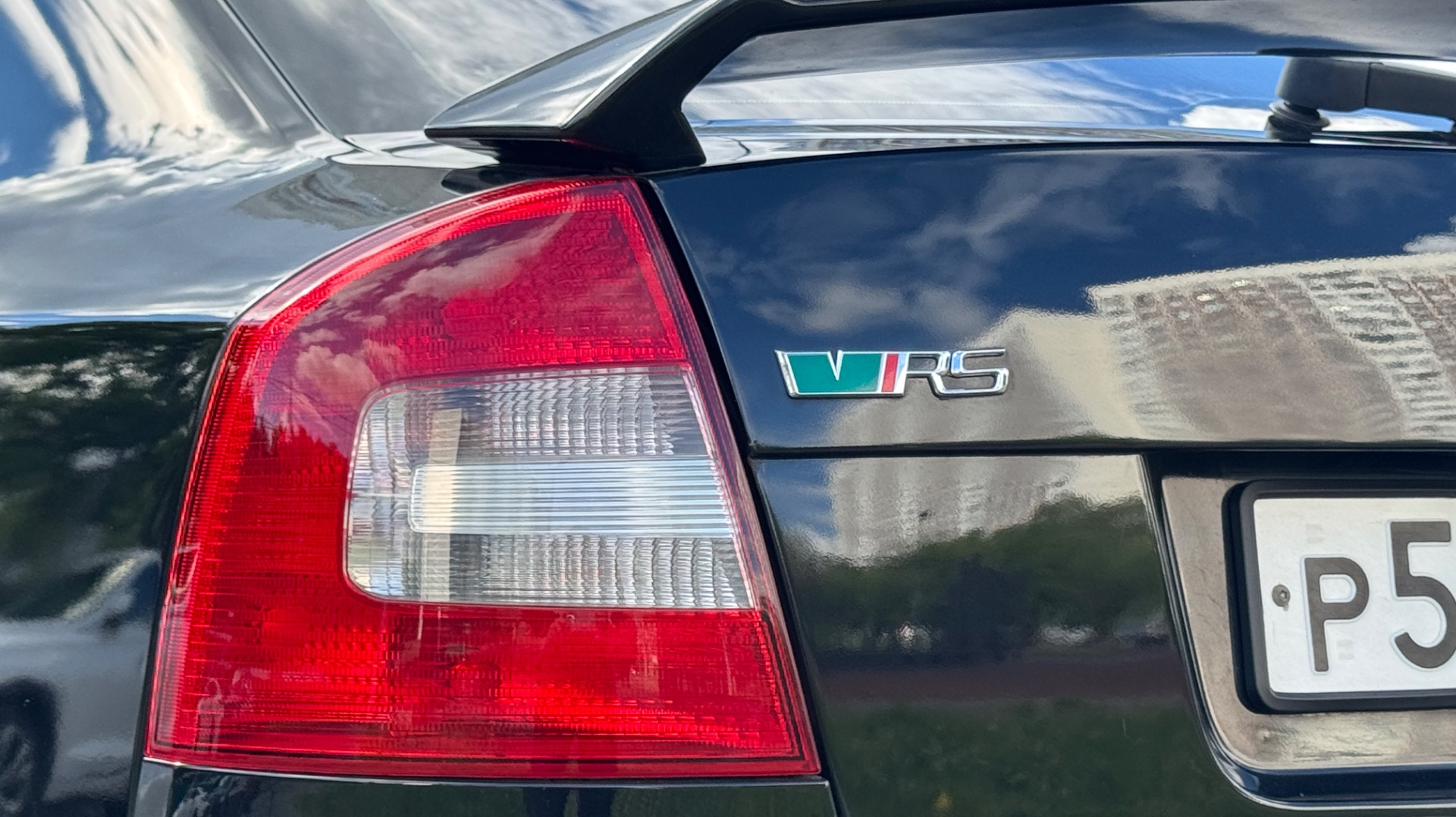 Skoda Octavia RS смотреть онлайн