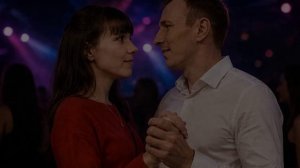Кто танцевал под такие красивые песни медляки?